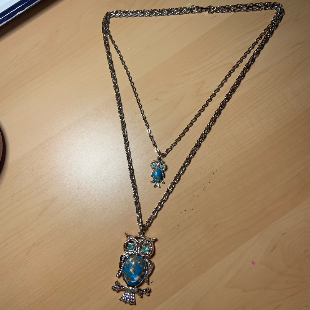 Vintage Jelly belly owl on double chain